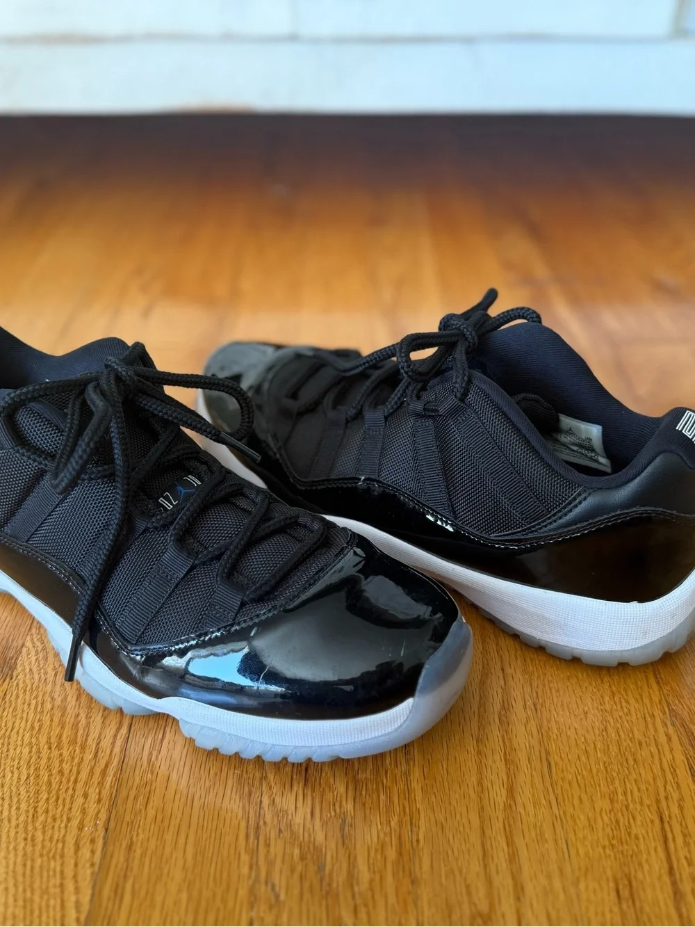 Men’s Jordan 11 retro low “Space Jams”